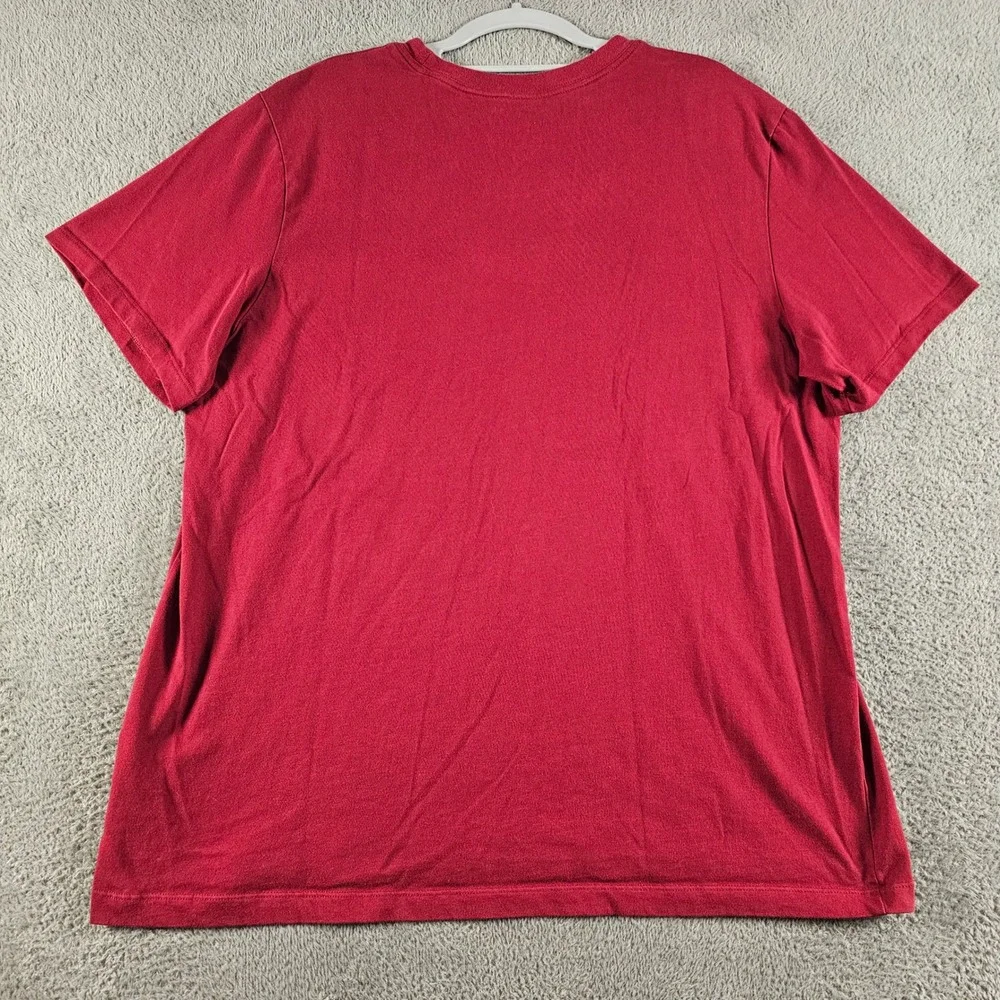 Nike Dri-FIT Mens XL Red Short Sleeve Athletic Training T-Shirt Swoosh Logo